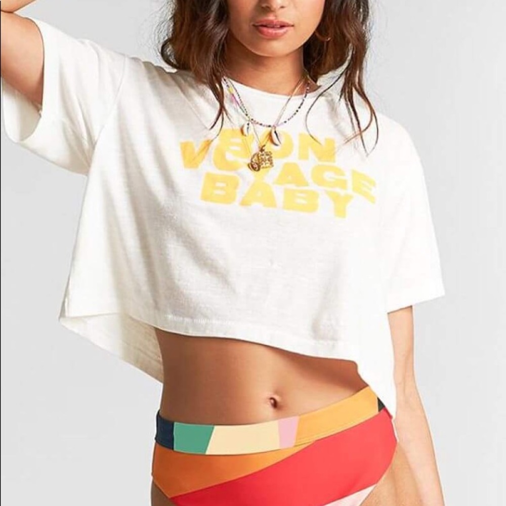 Distressed bon voyage  cropped tee
